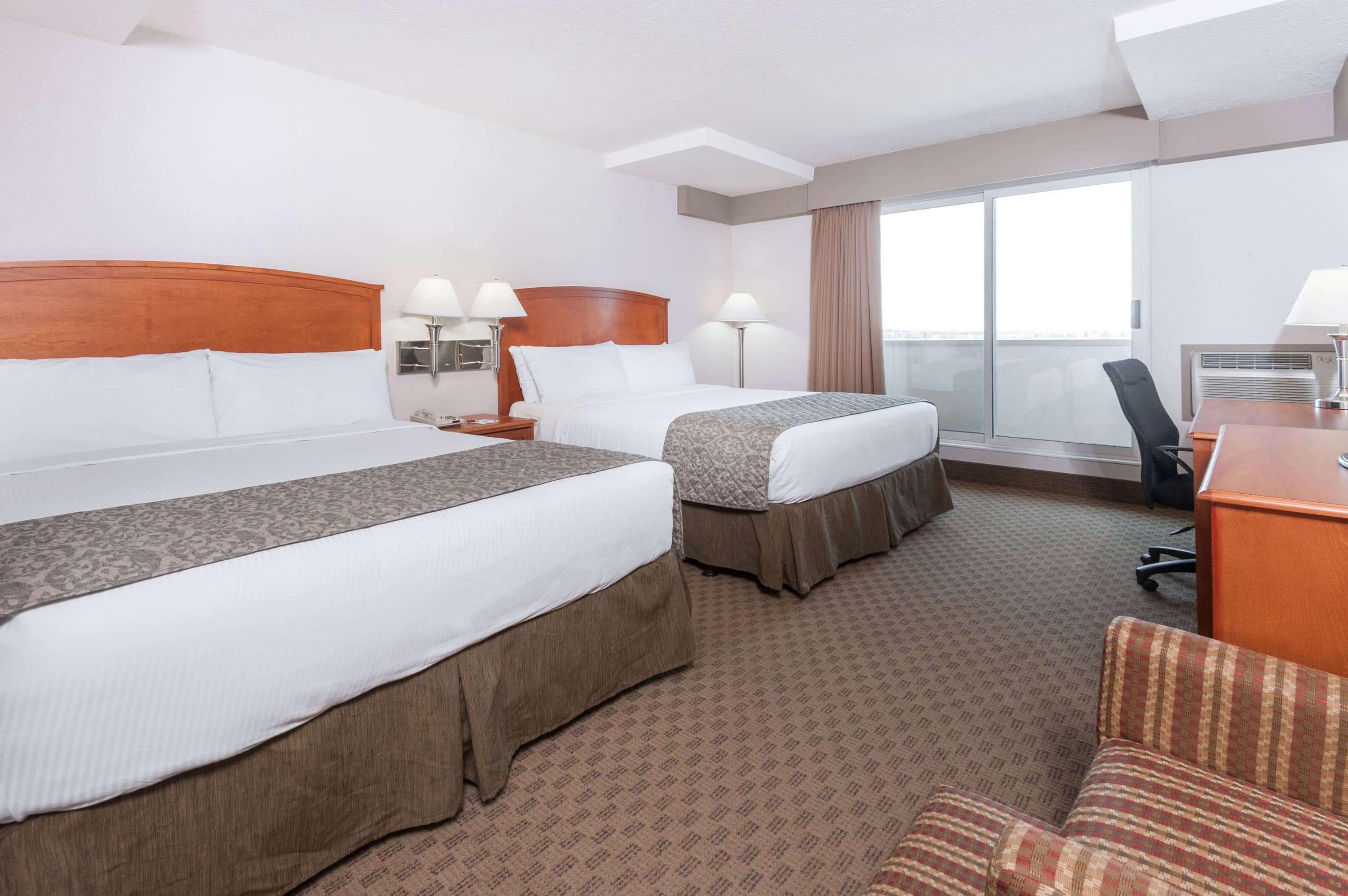 Ramada By Wyndham Edmonton South Hotel Kültér fotó